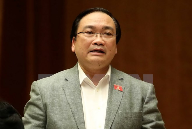 Tres vicepremieres y 13 titulares sectoriales comparecen ante parlamento ảnh 2 Tres vicepremieres y 13 titulares sectoriales comparecen ante parlamento ảnh 2