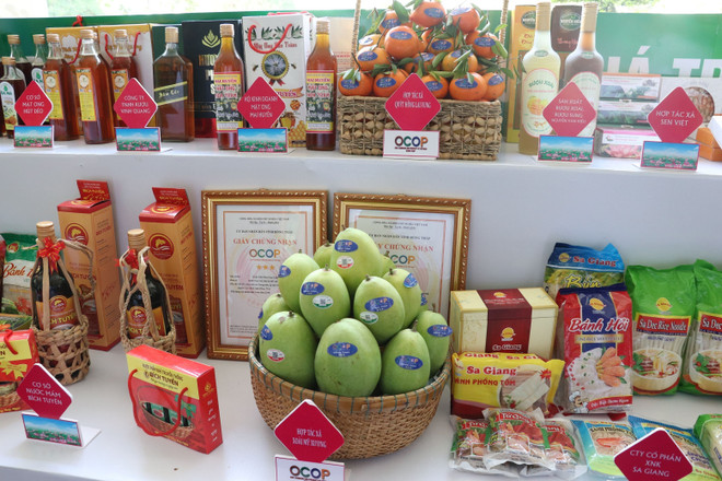 Hanoi tiene casi 300 nuevos productos reconocidos a nivel municipal ảnh 1 Hanoi tiene casi 300 nuevos productos reconocidos a nivel municipal ảnh 1