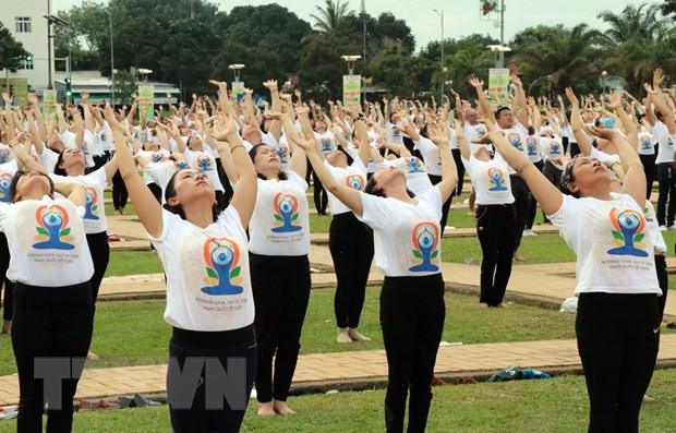 Celebran sexto Día Internacional del yoga en provincia vietnamita de Ninh Thuan ảnh 1 Celebran sexto Día Internacional del yoga en provincia vietnamita de Ninh Thuan ảnh 1
