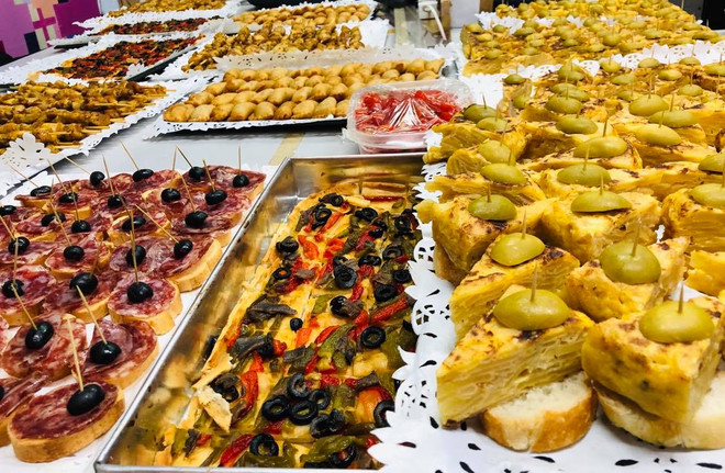 Vietnamitas se suman al Día Mundial de la Tapa en Hanoi ảnh 1 Vietnamitas se suman al Día Mundial de la Tapa en Hanoi ảnh 1