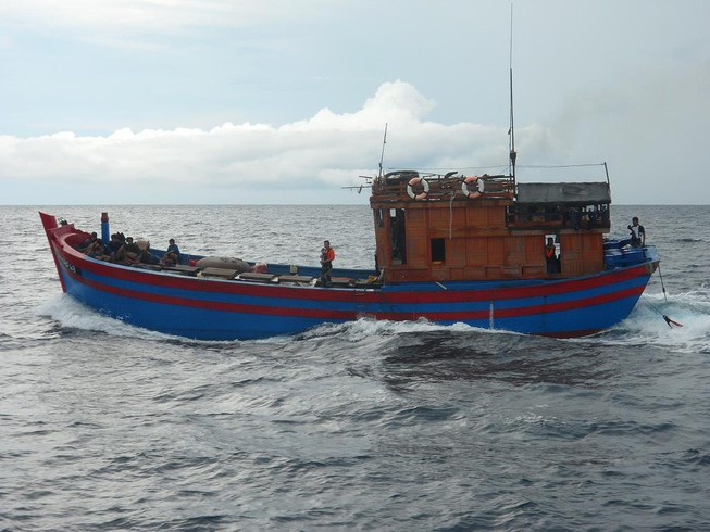 Malasia evalúa medidas más rigurosas contra violación de territorios marítimos de pescadores foráneos ảnh 1 Malasia evalúa medidas más rigurosas contra violación de territorios marítimos de pescadores foráneos ảnh 1