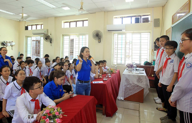 VNA aumenta la conciencia de estudiantes sobre noticias falsas ảnh 1 VNA aumenta la conciencia de estudiantes sobre noticias falsas ảnh 1