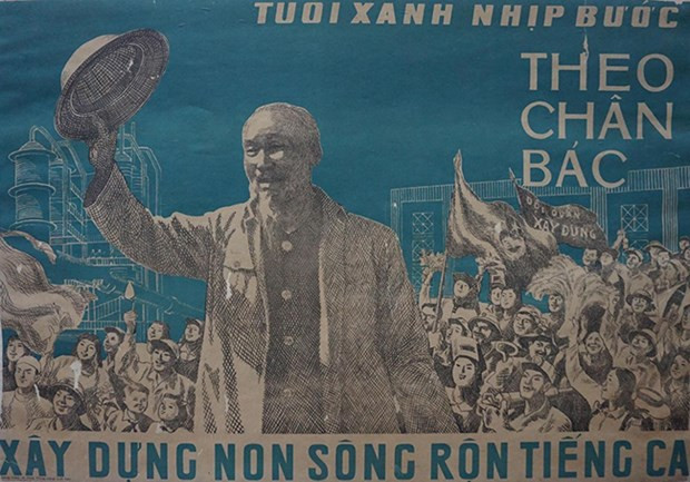 Inauguran exhibición de pinturas de propaganda de la guerra de Vietnam ảnh 1 Inauguran exhibición de pinturas de propaganda de la guerra de Vietnam ảnh 1