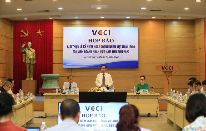 Reconocen a empresarios sobresalientes en Vietnam ảnh 1 Reconocen a empresarios sobresalientes en Vietnam ảnh 1
