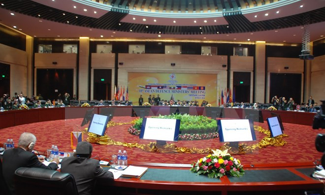 ADMM10 reafirma libertad de navegación marítima y aérea en Mar del Este ảnh 1 ADMM10 reafirma libertad de navegación marítima y aérea en Mar del Este ảnh 1