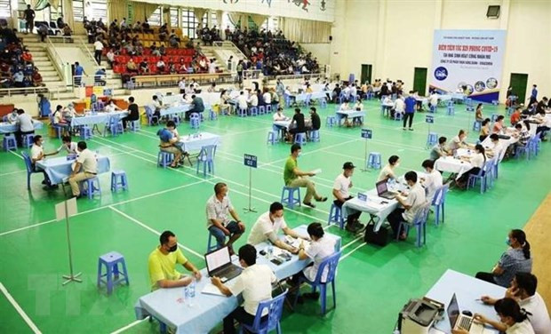 Provincia vietnamita de Quang Ninh reajusta medidas de control epidémico ảnh 1