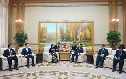 Delegación partidista vietnamita visita Corea del Norte ảnh 1 Delegación partidista vietnamita visita Corea del Norte ảnh 1