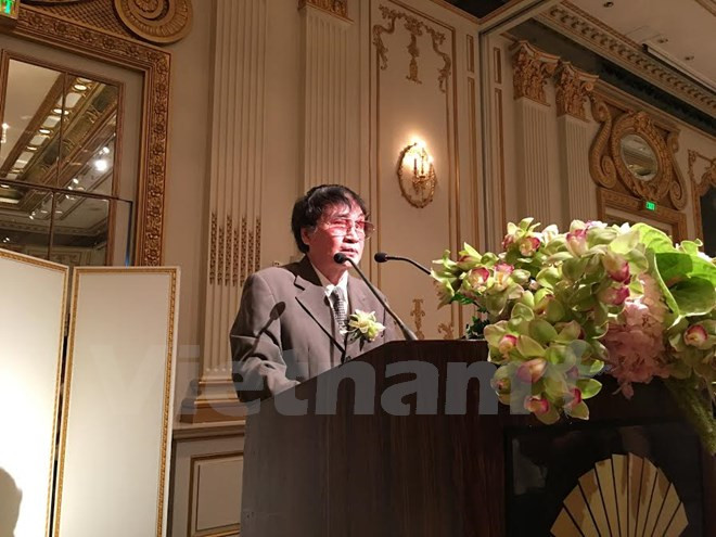 Escritor vietnamita gana premio regional ảnh 1 Escritor vietnamita gana premio regional ảnh 1