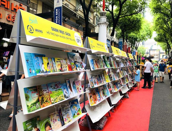 Vietnam por utilizar tecnología digital para preservar obras de literatura popular ảnh 1