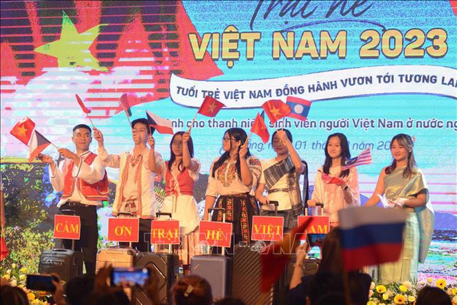 Campamento de verano 2023: Jóvenes vietnamitas en extranjero miran a la Patria ảnh 2 Campamento de verano 2023: Jóvenes vietnamitas en extranjero miran a la Patria ảnh 2