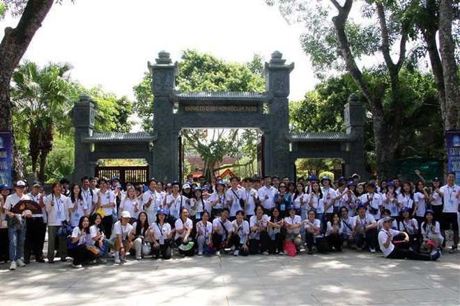Campamento de verano 2023: Jóvenes vietnamitas en extranjero miran a la Patria ảnh 1 Campamento de verano 2023: Jóvenes vietnamitas en extranjero miran a la Patria ảnh 1