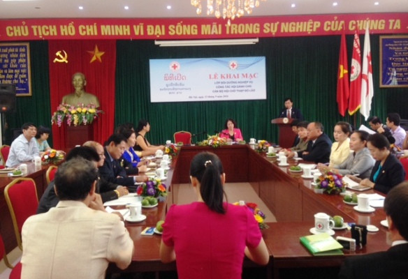 Vietnam colabora con Laos en desarrollo de actividades de Cruz Roja ảnh 1