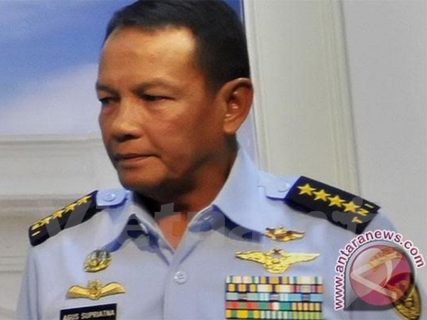 Cuatro muertos en accidente de avión militar en Indonesia ảnh 1