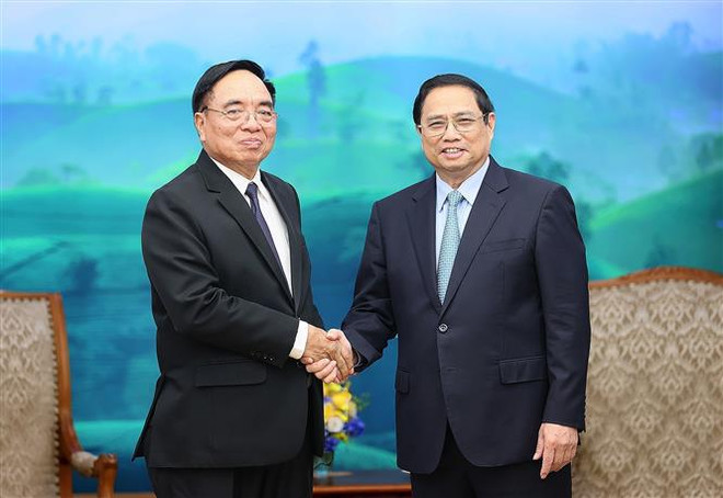 Primer ministro afirma prioridad concedida a los nexos con Laos ảnh 1 Primer ministro afirma prioridad concedida a los nexos con Laos ảnh 1