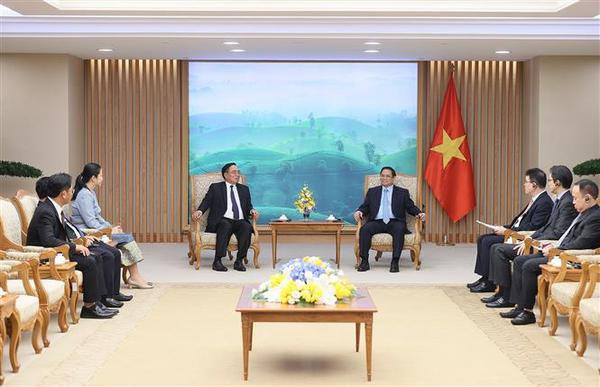 Primer ministro afirma prioridad concedida a los nexos con Laos ảnh 2 Primer ministro afirma prioridad concedida a los nexos con Laos ảnh 2