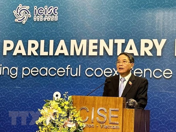 Celebran en provincia de Binh Dinh seminario científico sobre la seguridad hídrica ảnh 1 Celebran en provincia de Binh Dinh seminario científico sobre la seguridad hídrica ảnh 1