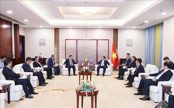 Primer ministro recibe a dirigentes de empresas chinas de tecnología y energía ảnh 1 Primer ministro recibe a dirigentes de empresas chinas de tecnología y energía ảnh 1