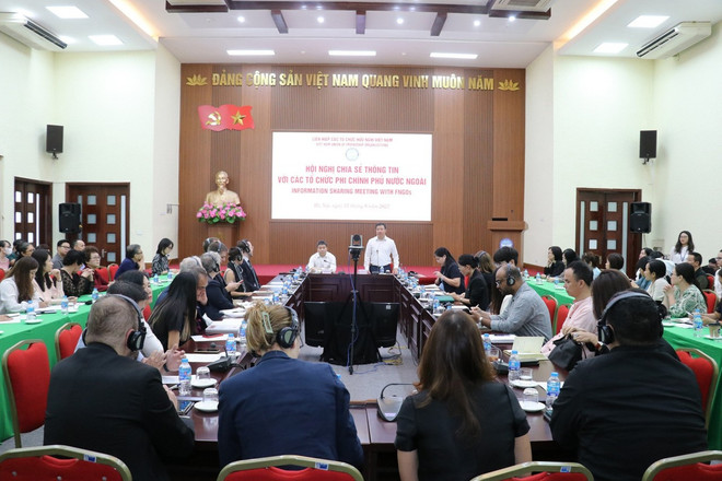 Fortalecen la conexión e intercambio de información con organizaciones no gubernamentales extranjeras en Vietnam ảnh 1 Fortalecen la conexión e intercambio de información con organizaciones no gubernamentales extranjeras en Vietnam ảnh 1