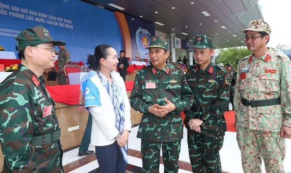 Promueven cooperación en mantenimiento de paz en marco de ADMM+ ảnh 2 Promueven cooperación en mantenimiento de paz en marco de ADMM+ ảnh 2