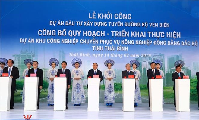 Inaugura Premier vietnamita diferentes proyectos importantes en provincia de Thai Binh ảnh 1 Inaugura Premier vietnamita diferentes proyectos importantes en provincia de Thai Binh ảnh 1