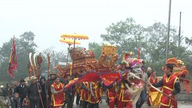 Celebran festival en honor al santo Tan Vien en Hanoi ảnh 1