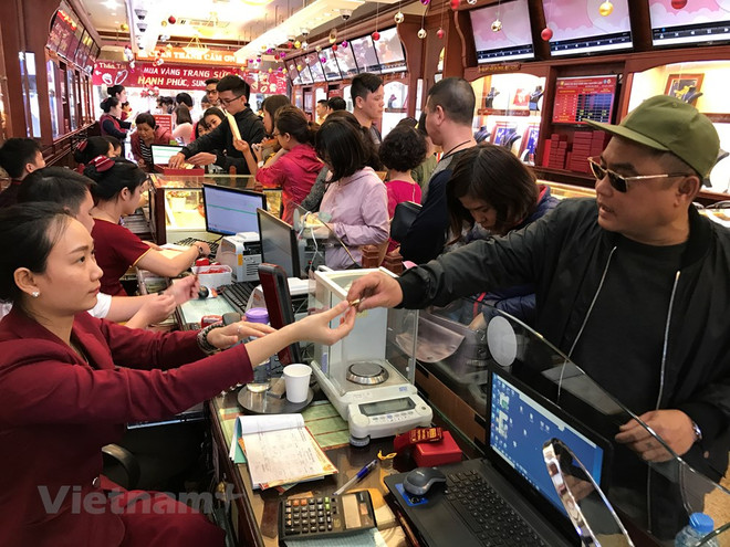 Honran vietnamitas al Dios de la Riqueza el 14 de febrero ảnh 1 Honran vietnamitas al Dios de la Riqueza el 14 de febrero ảnh 1