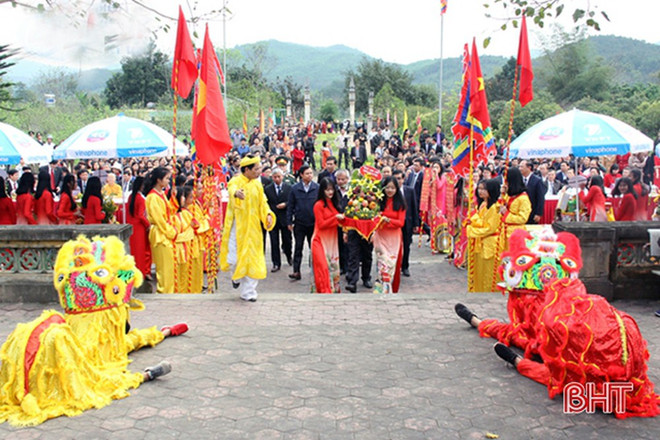 Conmemoran en Vietnam deceso del famoso médico Hai Thuong Lan Ong ảnh 1 Conmemoran en Vietnam deceso del famoso médico Hai Thuong Lan Ong ảnh 1
