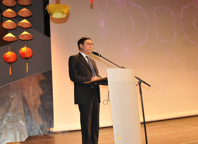 Festejan vietnamitas residentes en Bélgica en ocasión del Año Nuevo Lunar ảnh 1 Festejan vietnamitas residentes en Bélgica en ocasión del Año Nuevo Lunar ảnh 1