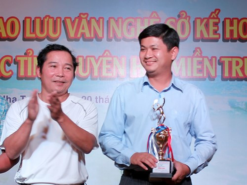 Confirmada justa designación del jefe más joven en servicio provincial ảnh 1