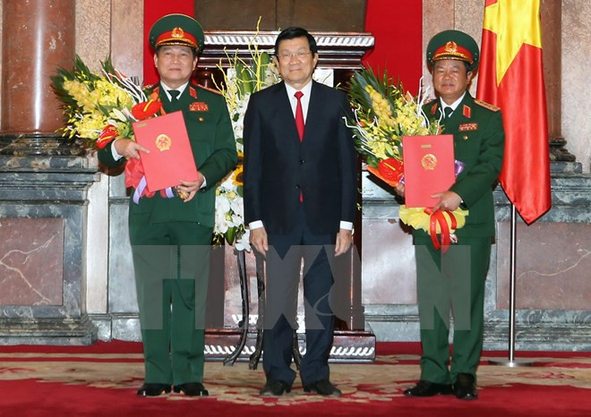 Ascienden a rango de general a dos jefes castrenses vietnamitas ảnh 1 Ascienden a rango de general a dos jefes castrenses vietnamitas ảnh 1