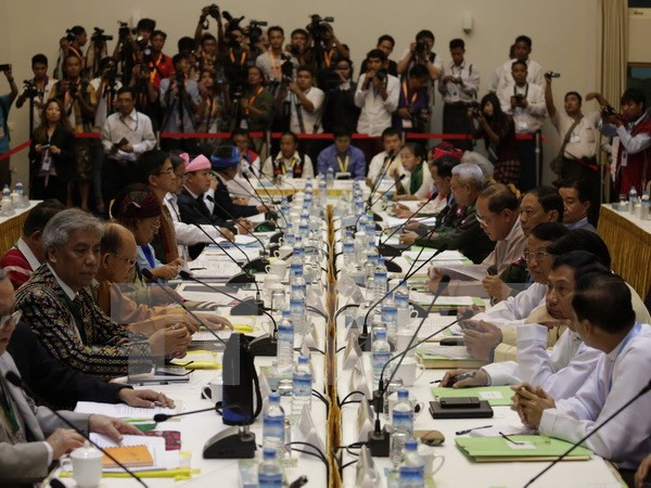 Presidente birmano promete mantener paz con grupos armados ảnh 1 Presidente birmano promete mantener paz con grupos armados ảnh 1