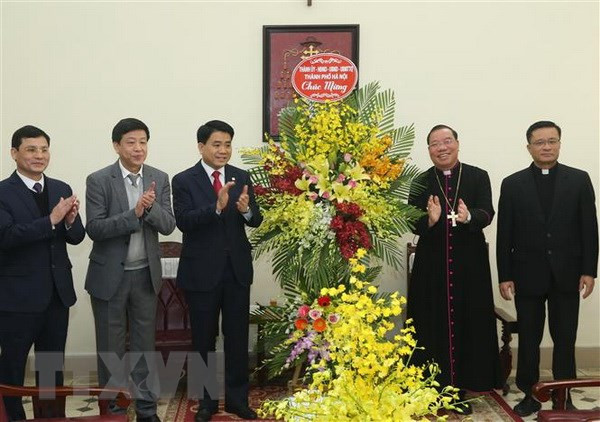 Arzobispo de Arquidiócesis de Hanoi apoya lazos entre comunidad religiosa y gobierno local ảnh 1 Arzobispo de Arquidiócesis de Hanoi apoya lazos entre comunidad religiosa y gobierno local ảnh 1