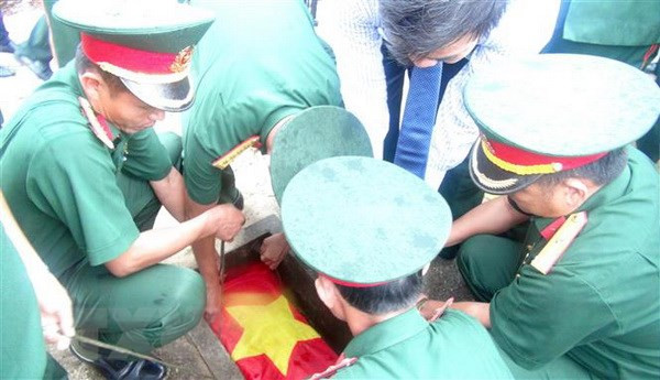 Rinden homenaje póstumo a internacionalistas vietnamitas caídos en Laos ảnh 1 Rinden homenaje póstumo a internacionalistas vietnamitas caídos en Laos ảnh 1