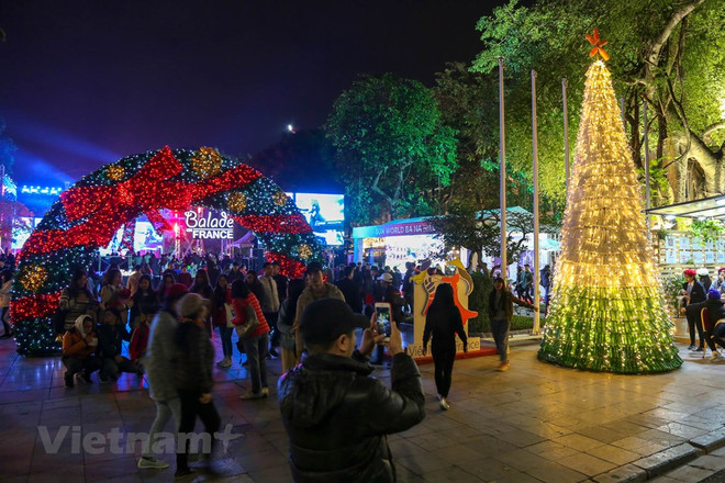 Inauguran en Hanoi fiesta Balade en France 2018 ảnh 1 Inauguran en Hanoi fiesta Balade en France 2018 ảnh 1