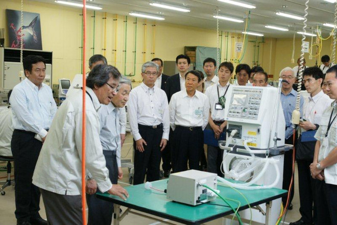 Vietnam reconoce aportes de dos connacionales al fomento de vínculos con Japón ảnh 1 Vietnam reconoce aportes de dos connacionales al fomento de vínculos con Japón ảnh 1