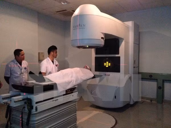 Desarrollan centro de Oncología de Cho Ray a nivel avanzado ảnh 1