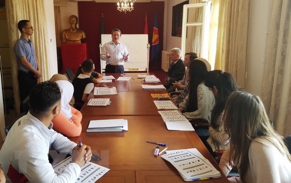 Abren clase del idioma vietnamita en Argelia ảnh 1 Abren clase del idioma vietnamita en Argelia ảnh 1