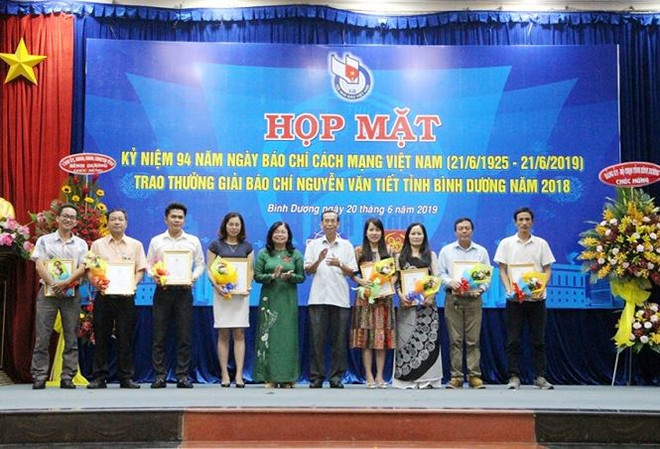 Destacan en Vietnam el papel de la prensa en el desarrollo nacional ảnh 1 Destacan en Vietnam el papel de la prensa en el desarrollo nacional ảnh 1