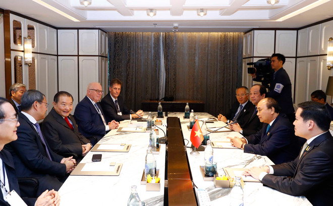 Premier vietnamita recibe a inversores tailandeses ảnh 1