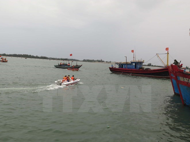 Marineros vietnamitas rescatan a pescadores malasios ảnh 1 Marineros vietnamitas rescatan a pescadores malasios ảnh 1