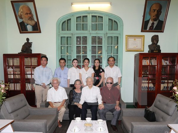 Rinden tributo a ex líder partidista vietnamita ảnh 1 Rinden tributo a ex líder partidista vietnamita ảnh 1