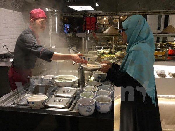 Promocionan plato típico “Pho” vietnamita en Malasia ảnh 1 Promocionan plato típico “Pho” vietnamita en Malasia ảnh 1