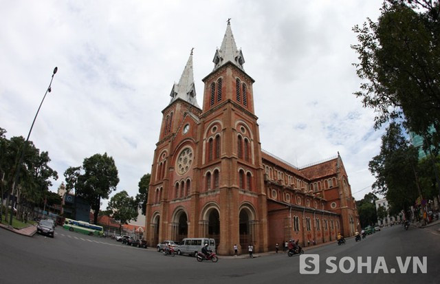 La Catedral de Notre Dame en Ciudad Ho Chi Minh ảnh 1