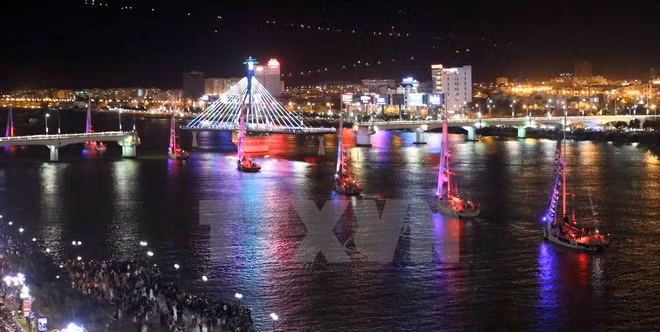 Marineros de vuelta de vela Clipper continúan su itinerario a China ảnh 1
