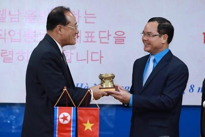 Proyectan Vietnam y Corea del Norte fomentar cooperación en actividades sindicales ảnh 1 Proyectan Vietnam y Corea del Norte fomentar cooperación en actividades sindicales ảnh 1