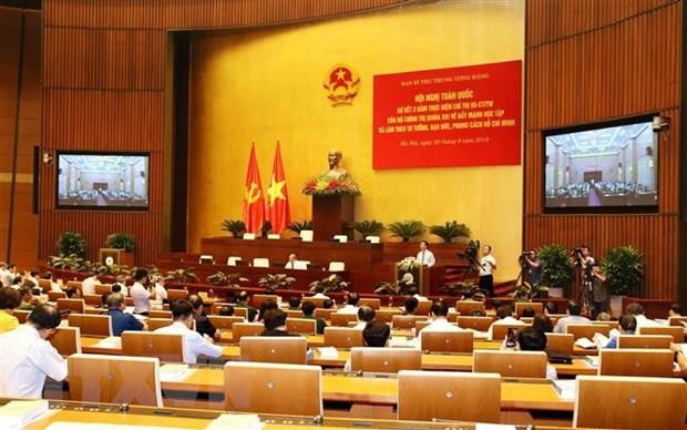 Impulsan en Vietnam el seguimiento de ejemplo de Ho Chi Minh ảnh 1