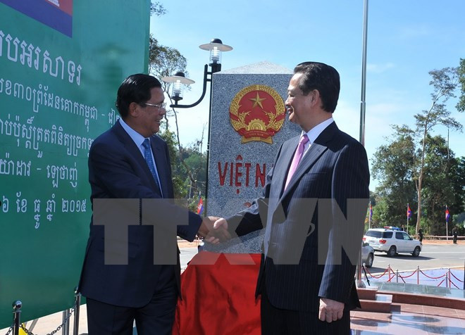 Inauguran poste fronterizo número 275 entre Vietnam y Cambodia ảnh 1 Inauguran poste fronterizo número 275 entre Vietnam y Cambodia ảnh 1
