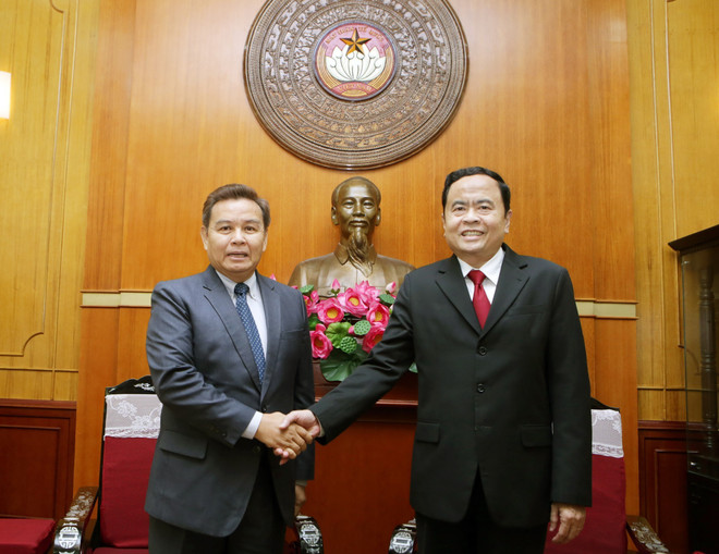 Frente de Patria de Vietnam y Frente laosiano de Construcción Nacional fortalecen cooperación ảnh 1