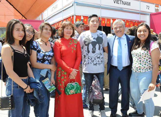 Cultura vietnamita seduce a amigos internacionales en México ảnh 4 Cultura vietnamita seduce a amigos internacionales en México ảnh 4