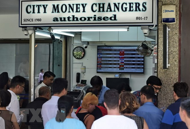 Singapur aprieta política monetaria ảnh 1